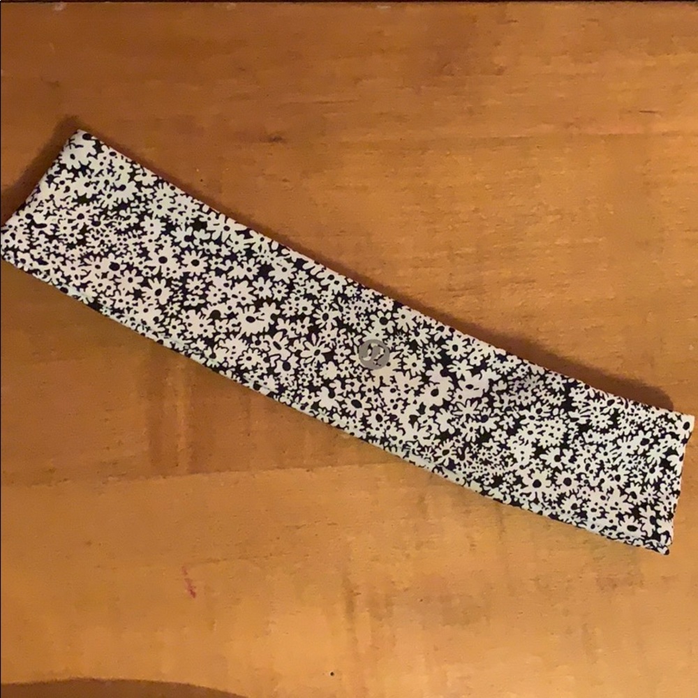 Floral lulu lemon headband